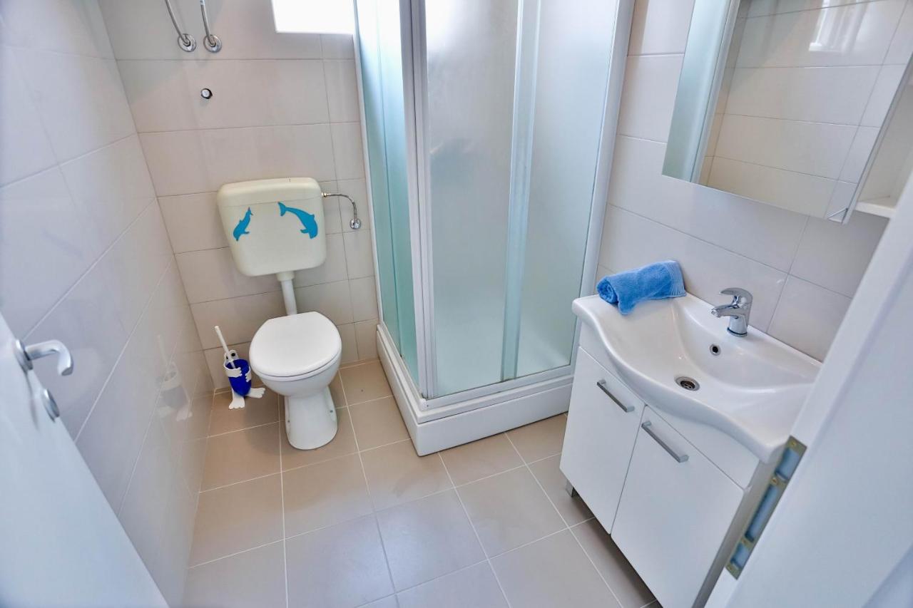 Apartments With A Parking Space Sutivan, Brac - 752 Экстерьер фото