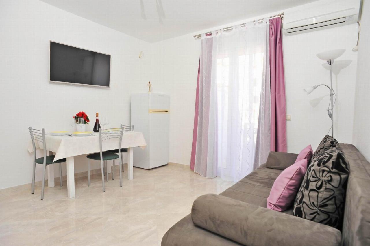 Apartments With A Parking Space Sutivan, Brac - 752 Экстерьер фото