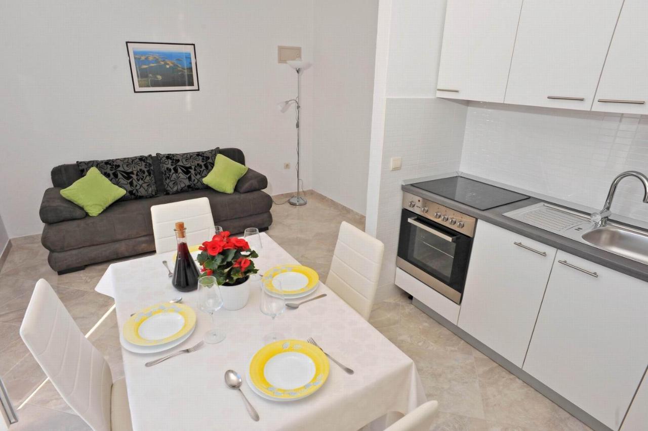 Apartments With A Parking Space Sutivan, Brac - 752 Экстерьер фото