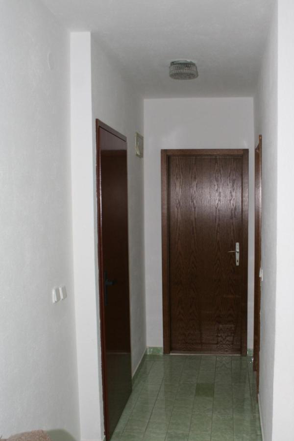 Apartments With A Parking Space Sutivan, Brac - 752 Экстерьер фото