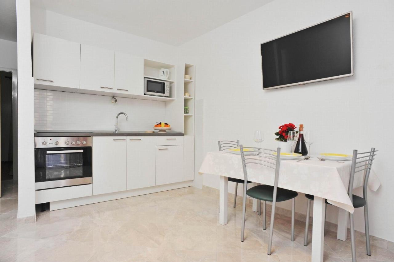 Apartments With A Parking Space Sutivan, Brac - 752 Экстерьер фото