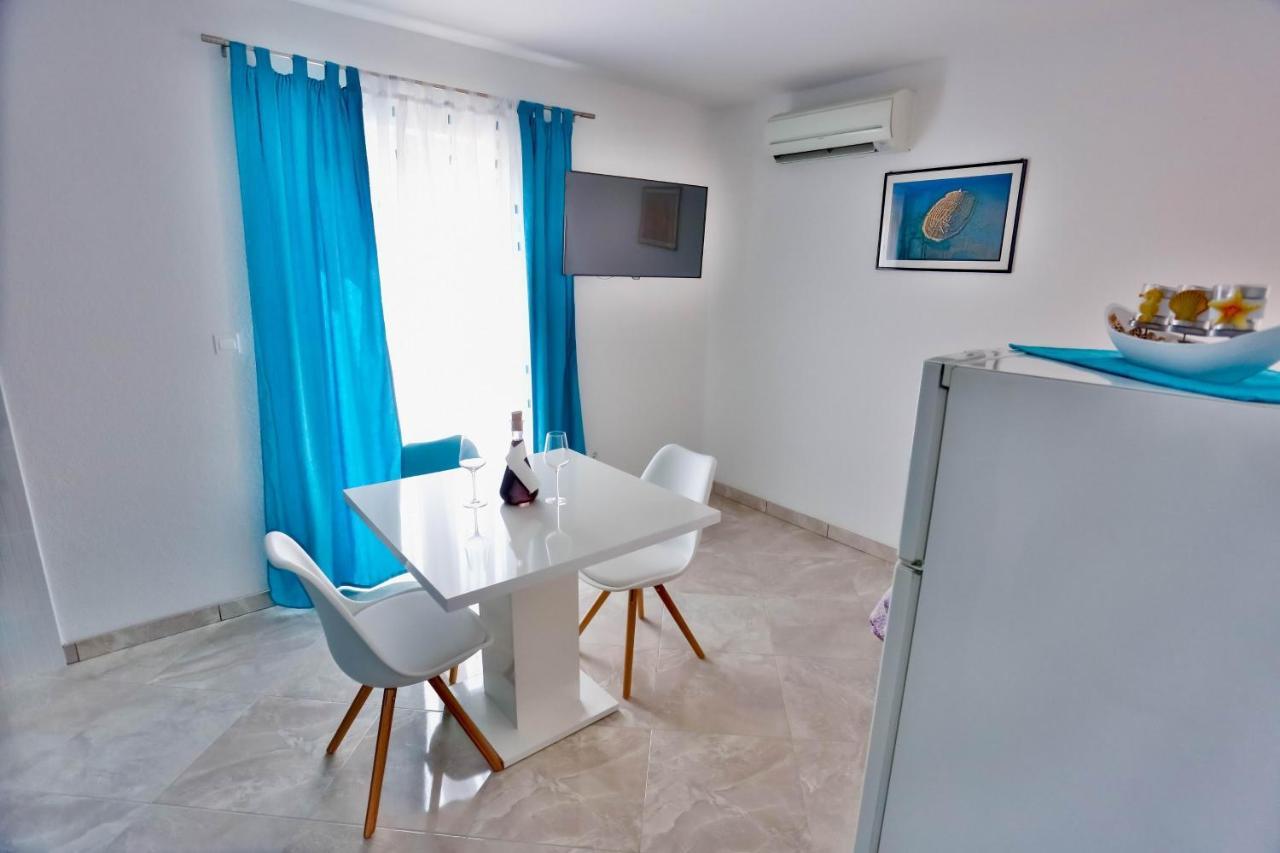 Apartments With A Parking Space Sutivan, Brac - 752 Экстерьер фото